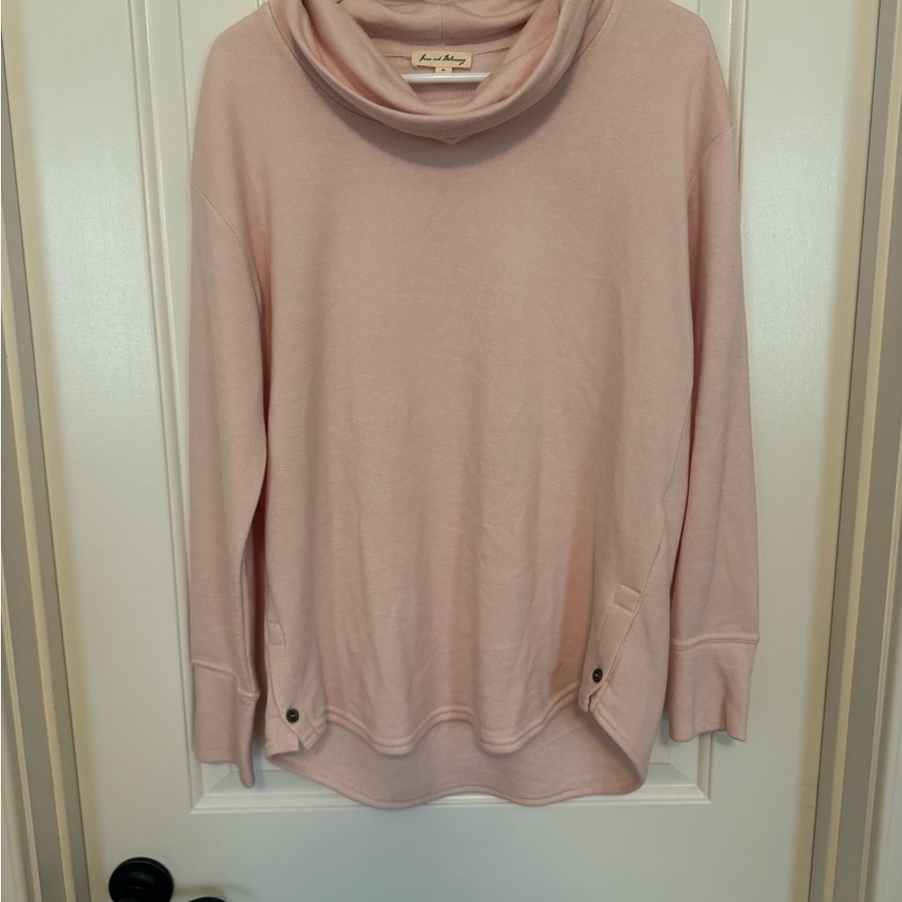 Jane and Delancey Women's Light Pink Blouse Size Medium